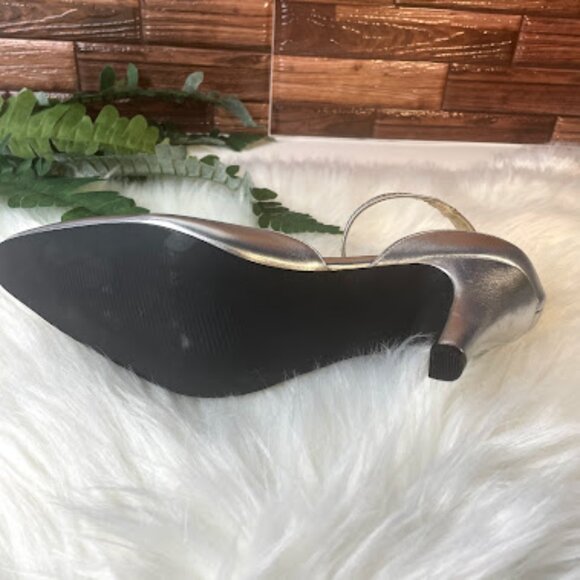 Like NEW-Boston Design Studio silver Closed toe heel with ankle strap - Picture 3 of 4
